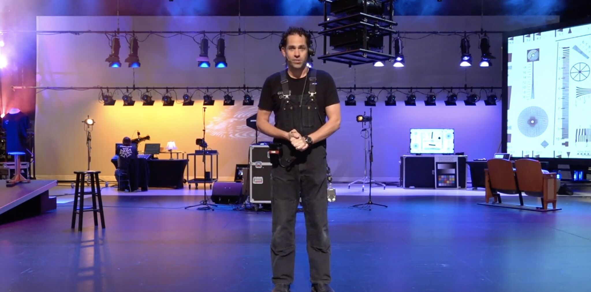 Colin Skinner hosts 'Setting the Stage'